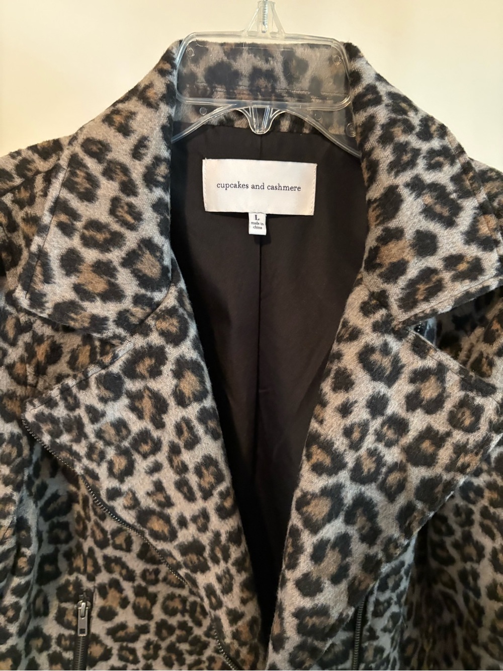 Moto Style Faux Fur Jacket - Picture 3 of 4
